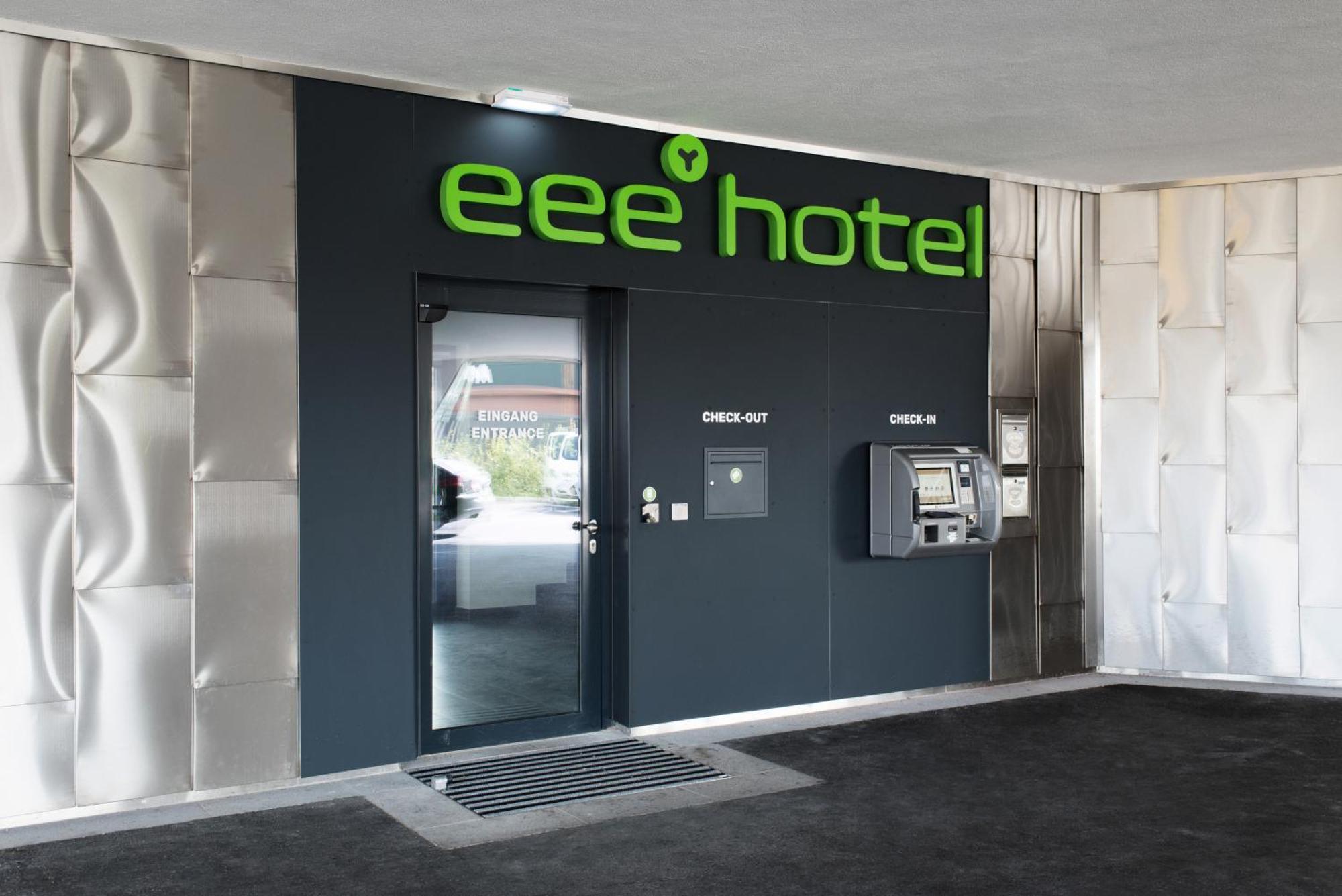 eee ホテル トラウン エクステリア 写真